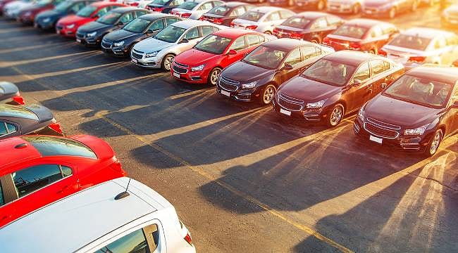 AB'de otomobil satışları 8 ayda 7,5 milyonu aştı: En fazla hangi markalar satıldı, hibritin payı ne oldu?