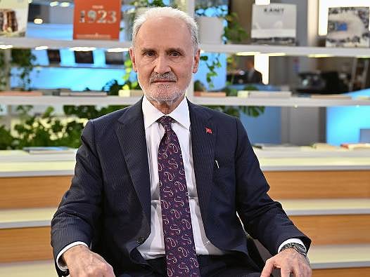 “Türkiye, enflasyonu düşürme ile sanayisini baskılama arasında bir ikilem yaşamamalı”