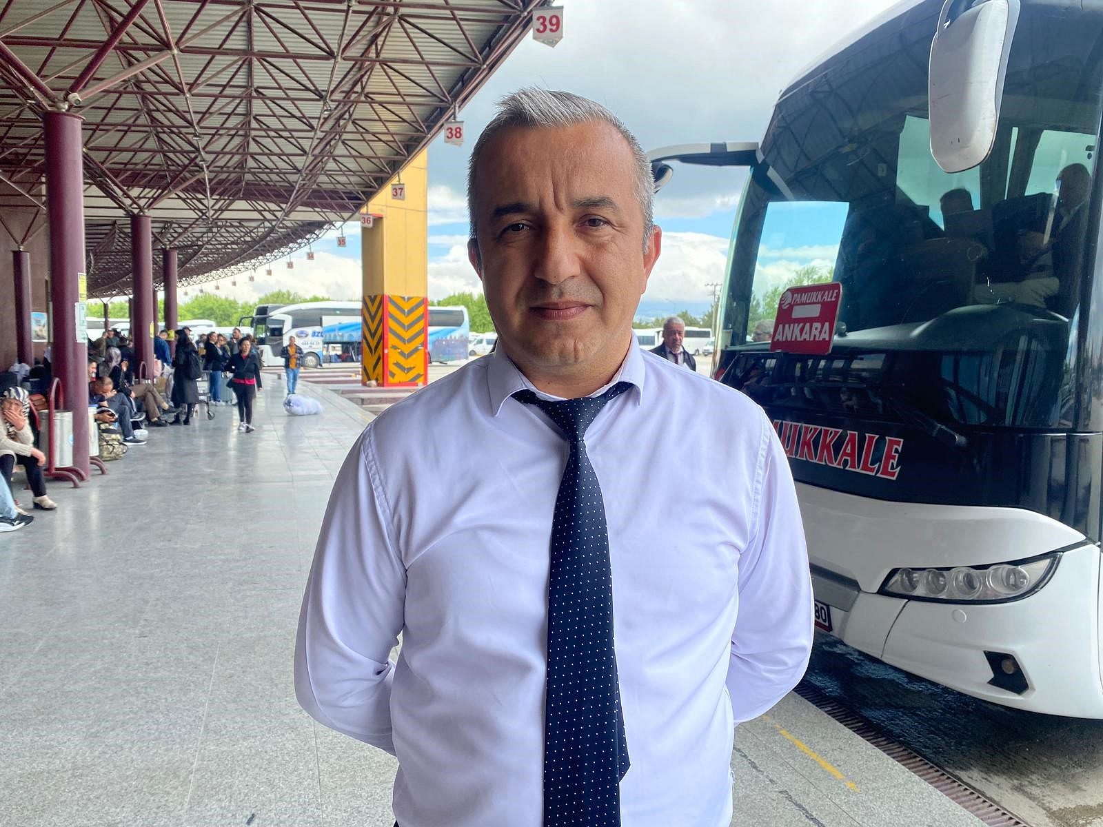 Otogarda biletler tükendi, ek seferler başladı-1