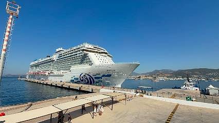 Dev kruvaziyer gemisi yeniden Bodrum’a geldi
