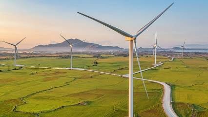 2035 enerji vizyonuna "Süper İzin" desteği: Proje süreleri yarı yarıya kısalacak