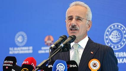 "TEM Otoyolu Altunizade-Ümraniye Bağlantı Yolu'nda taşıt trafiğini alt geçide almayı planlıyoruz"
