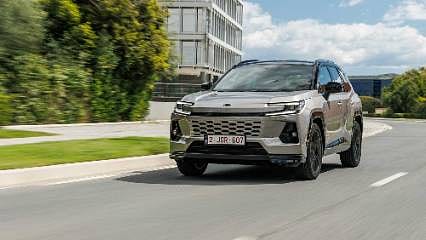 Yeni nesil Toyota RAV4 için geri sayım: 2026'nın ikinci yarısında Türkiye’de