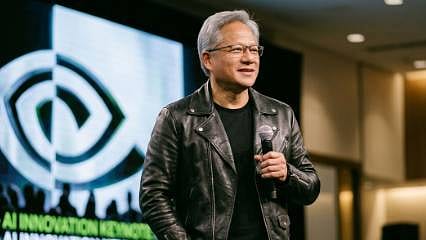 Steve Jobs’un kazakları gibi ikon oldu: Nvidia CEO'sunun deri ceketi müzayedede rekor kırdı! Tam 960 bin dolar