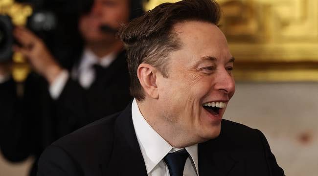Tarihte bir ilk: Musk 800 milyar dolar sınırını aşan ilk insan oldu