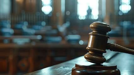 Boşanma davasında Yargıtay kararı: Maaşını eve harcamayan koca tazminat ödeyecek