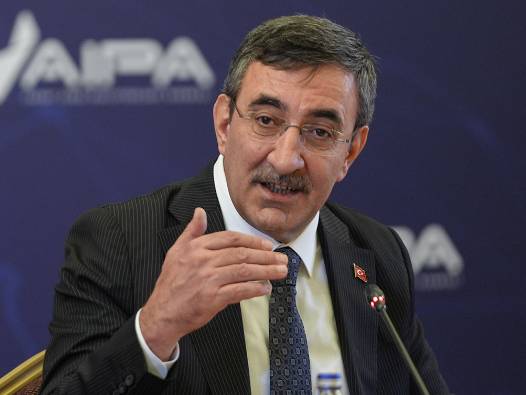 "Yüksek gelirli ülkeler ligine geçiş sürecindeyiz"