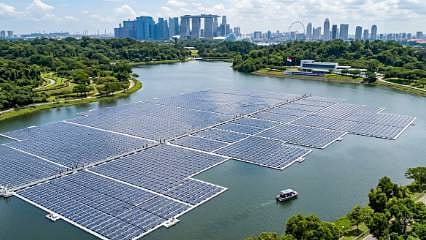 Hem içme suyu hem elektrik: Singapur'un sıra dışı "Yüzen Güneş" projesi