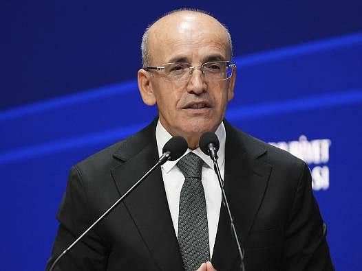 Bakan Şimşek'ten fon düzenlemesi açıklaması: Yasal düzenlemeleri 2027 başına kadar tamamlayacağız