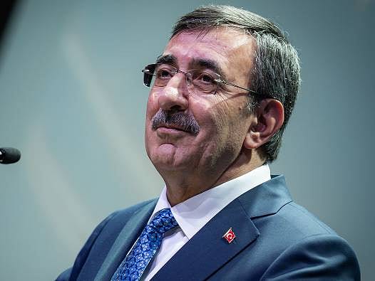 "Enflasyonu yeniden tek haneli seviyelere indirmeyi hedefliyoruz"