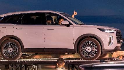 24 saat suda kaldı, darbelere meydan okudu: Güvenlik testini geçti
