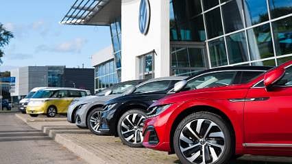 Volkswagen 208 bin aracını geri çağırıyor: Direksiyon arızası kaza riskini artırıyor! Hangi modellerde risk var?