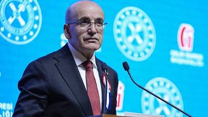 "Dolaylı vergilerin payını yüzde 66'dan 62'ye indirdik"