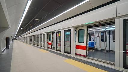 İstanbul'da 6 metro hattının sefer saatleri uzatıldı