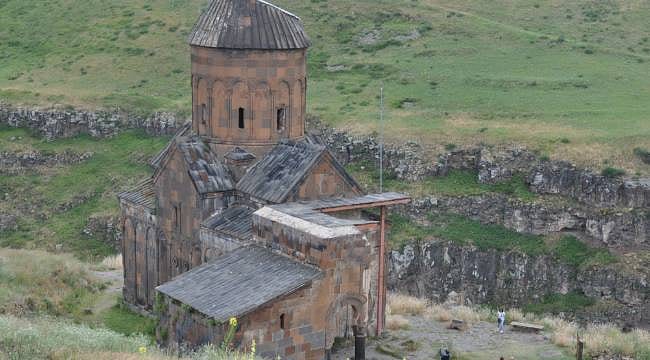 İpek Yolu'nun asırlık başkentiydi: Ani ziyaretçilerini büyülüyor