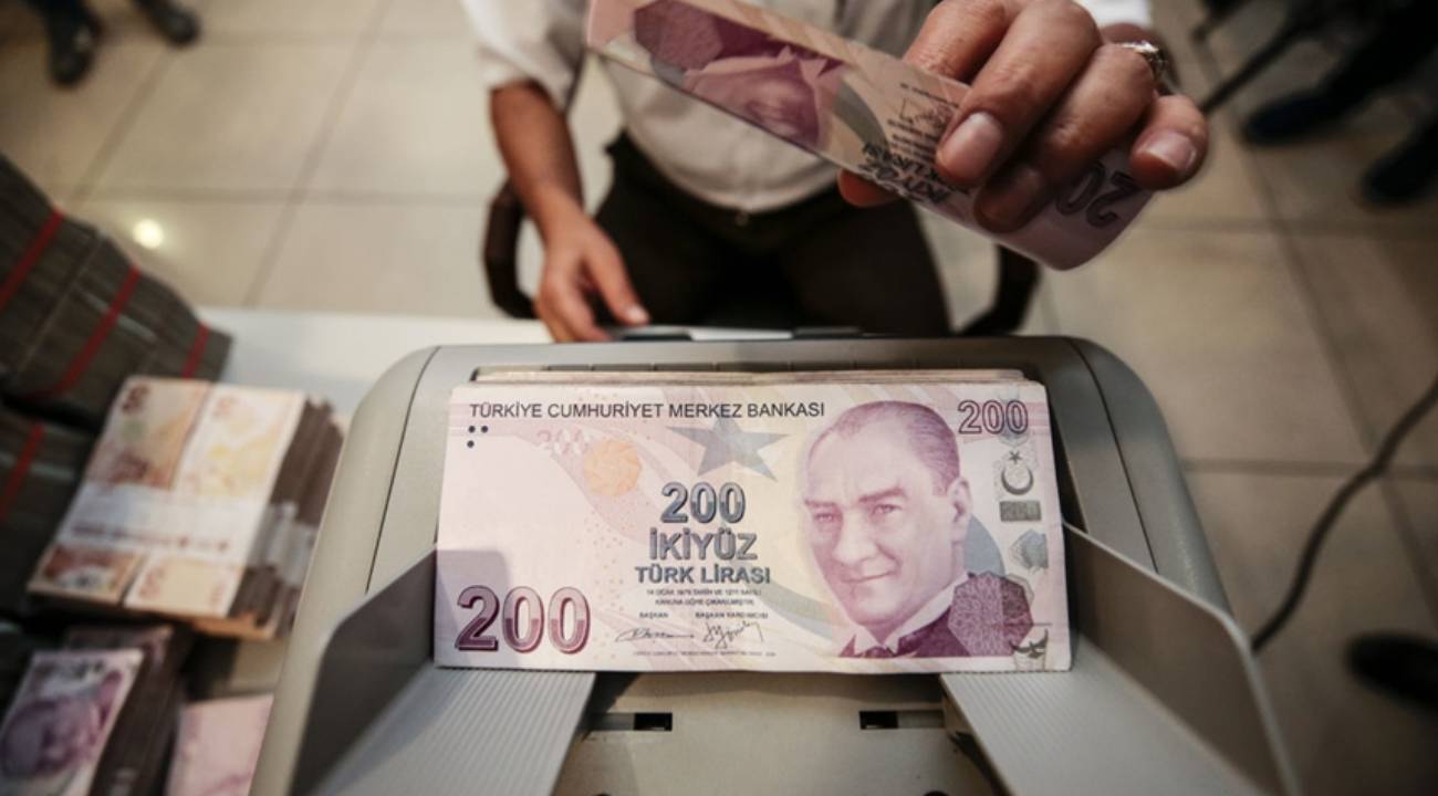 Bankacılık sektörünün mevduatı azaldı