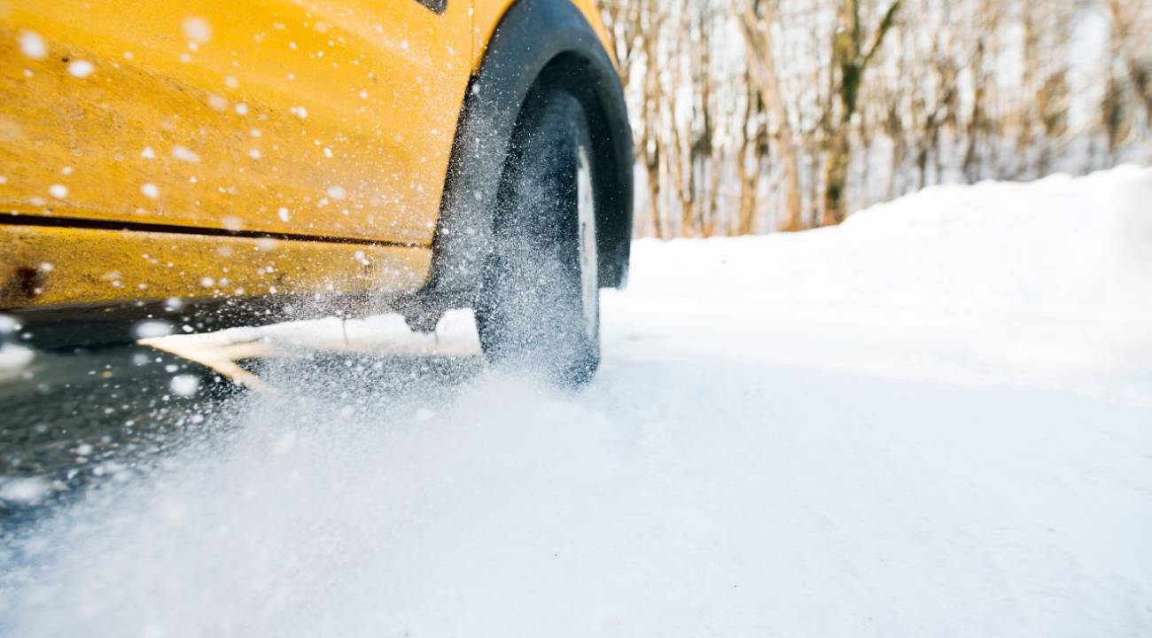 Zorunlu kış lastiği uygulaması başladı! Ceza tutarı ve güncel kış lastiği fiyatları ne kadar?