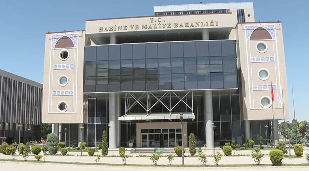 Kıymetli maden faaliyetinde bulunan şirketlerin izin ücretleriyle ilgili düzenleme