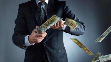 Servetlerine servet kattılar: Küresel milyarderlerden tarihi rekor