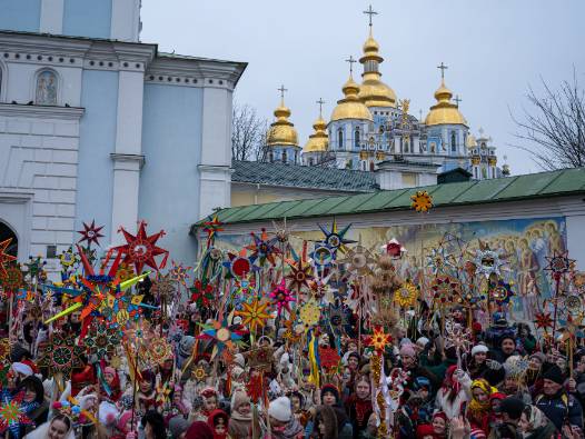 Noel coşkusu dünyayı sardı: Farklı ülkelerden Noel kutlamaları