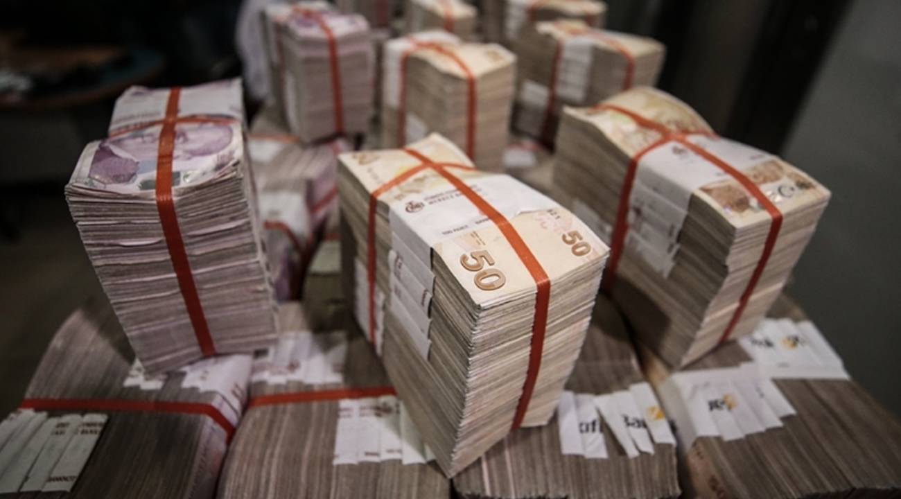 Bankacılık sektörünün toplam mevduatı azaldı