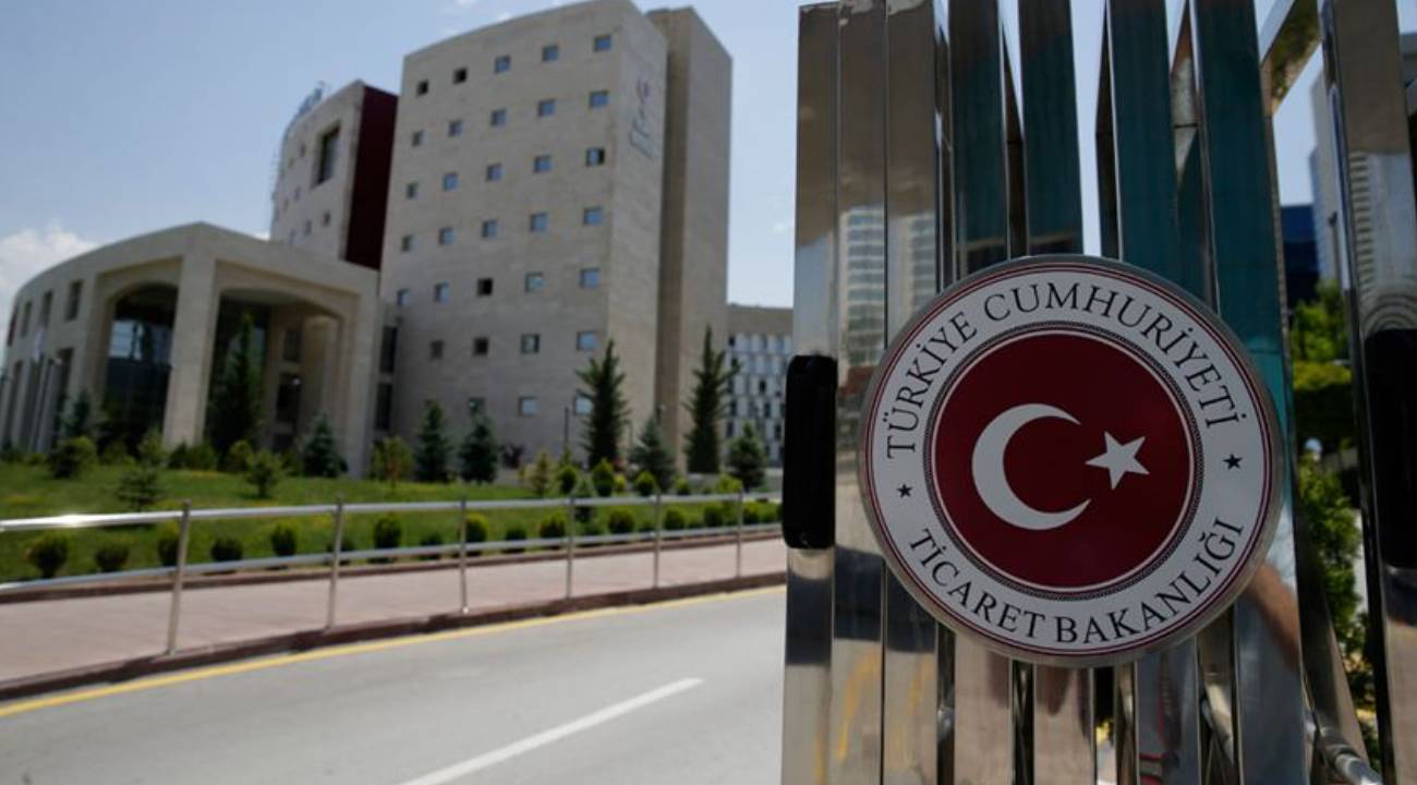 Ticaret Bakanlığı açıkladı: 3 ürün grubunun hızlı kargo yoluyla ülkeye girişi kısıtlandı