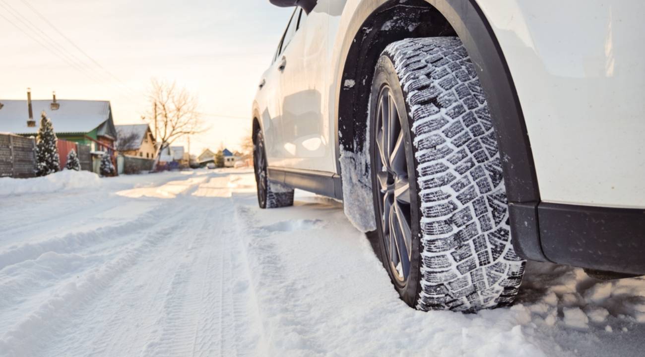 Ticari araç sürücüleri dikkat! Zorunlu kış lastiği uygulaması başlıyor