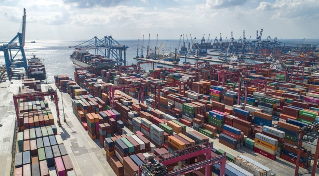 Serbest bölgelerde 10 aylık ticaretin yarısı ihracattan geldi