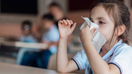 Okullarda artan hastalık riskine karşı uzmandan önemli tavsiyeler