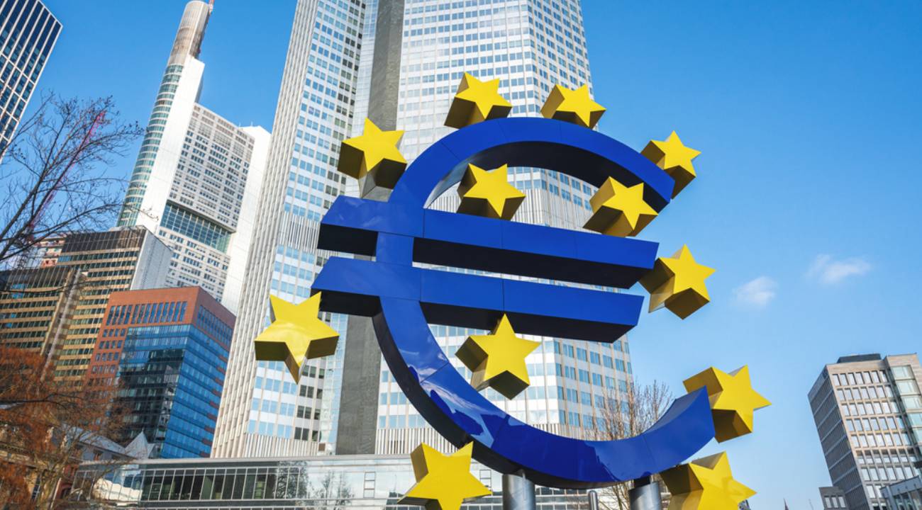 Euro Bölgesi'nde imalat sanayi PMI ekimde artış gösterdi