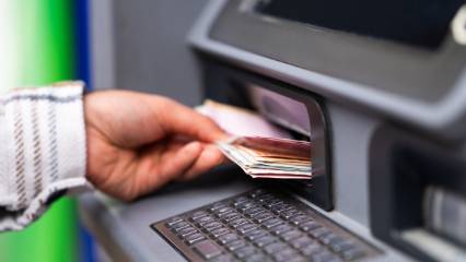 EFT ve havale işlem ücretlerine zam geldi: Yeni tavan ücretler ne kadar oldu?