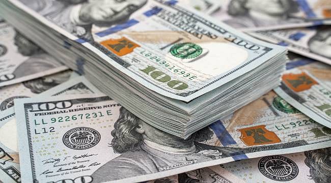 Cari açık 3 yılın zirvesinde: Martta 9.672 milyon dolar açık verdi