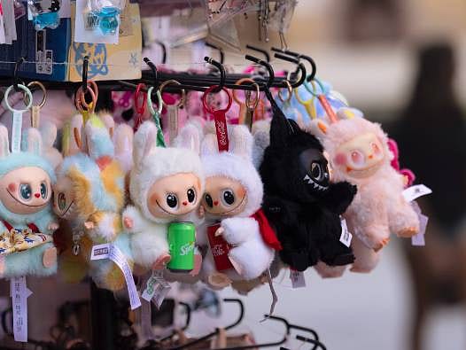 Bir zamanlar tüm dünyayı kasıp kavurmuştu: Labubu çılgınlığı sona mı eriyor? Pop Mart hisselerinde sert kayıp