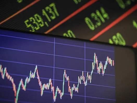 Piyasalarda negatif seyir öne çıktı: Fed’den gelecek mesajlar bekleniyor