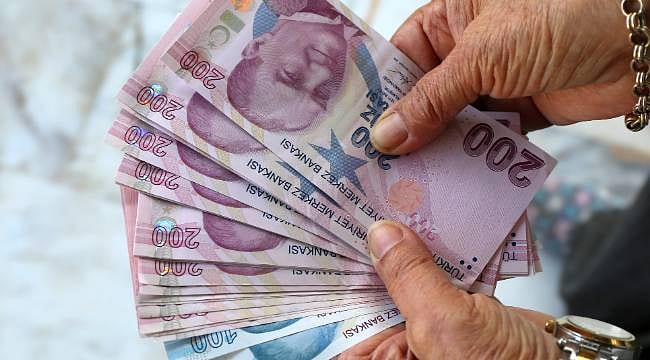 Yeni emekli olacaklar dikkat: Bayram ikramiyesi başvurusu için son tarih ne zaman?