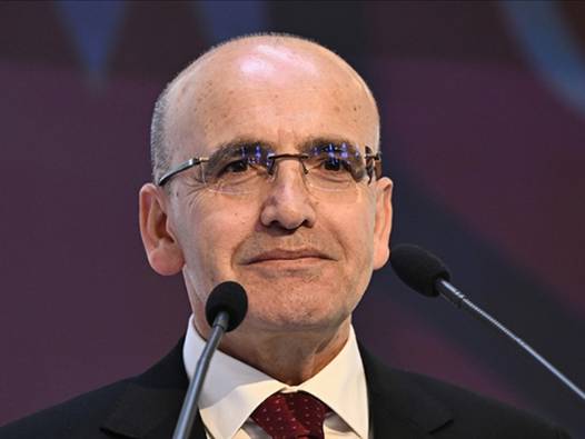 Bakan Şimşek sanayi üretim verilerini değerlendirdi: "Katma değerli üretimi güçlendiren politikalarımızın sonuçlarını alıyoruz"