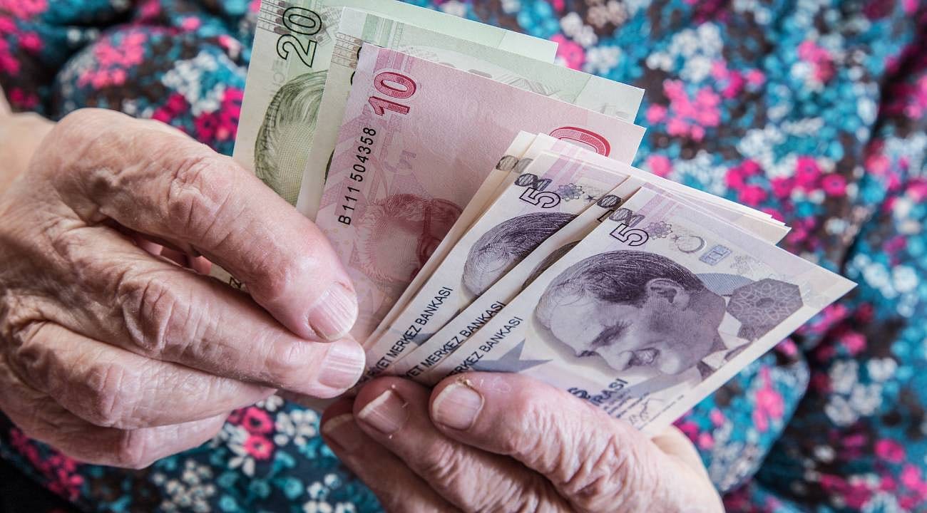 Zamlı emekli maaşları ne zaman yatacak? SSK, Bağ-Kur ve memur emeklisi ödeme takvimi belli oldu mu?