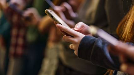 Detaylar: 15 yaş altına sosyal medya yasağı geliyor: Ebeveyn izni geçerli olmayacak