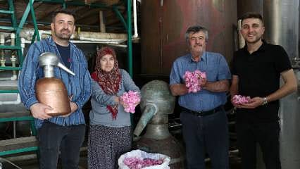 Odun ateşinden küresel kozmetiğe: Ertaş ailesinin 100 yıllık gül mirası