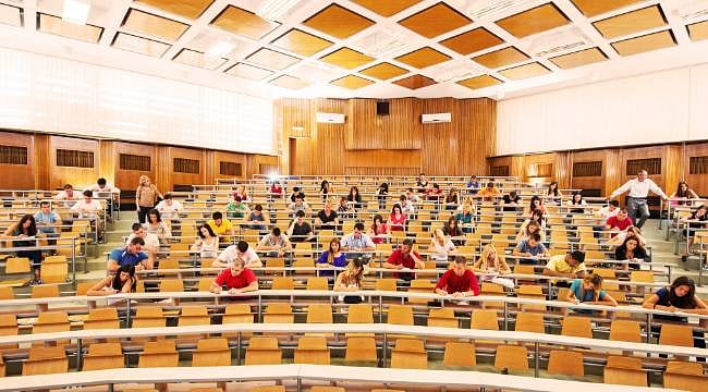 Üniversite öğrencilerini ilgilendiren karar: Üniversiteler bu yıl erken mi kapanacak?