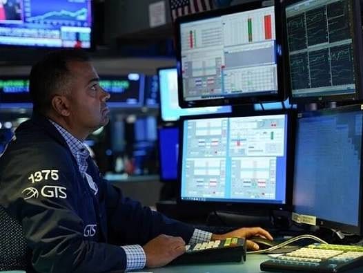 Küresel piyasalarda yön arayışı: Jeopolitik ve ticari riskler gündemde