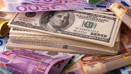 Dolar ve euro haftaya nasıl başladı? İşte 19 Ekim Pazartesi güncel döviz kurları