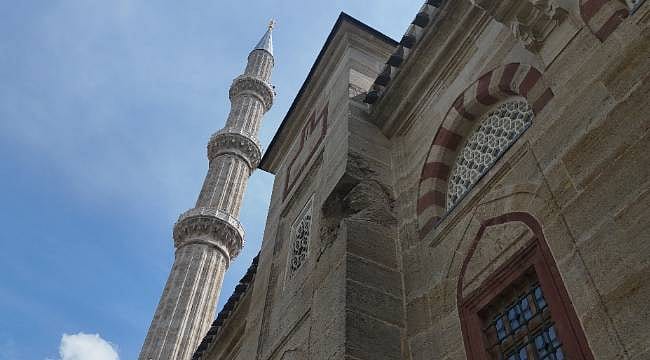 "Katil mermi"yi 58 yıldır saklıyor: Selimiye Camii'nin ibretlik hatırası