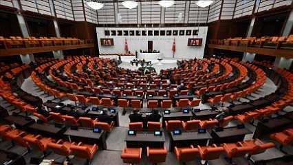 Meclis tatile girmiyor! Karar, Resmi Gazete'de yayımlandı