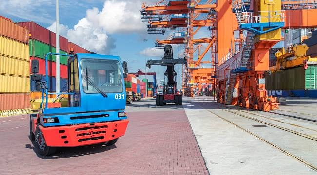 İthalat ihracattan daha hızlı arttı: Dış ticaret açığı 7,3 milyar dolara çıktı