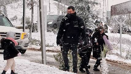 İstanbul'da kar yağışı devam edecek mi? Açıklama geldi