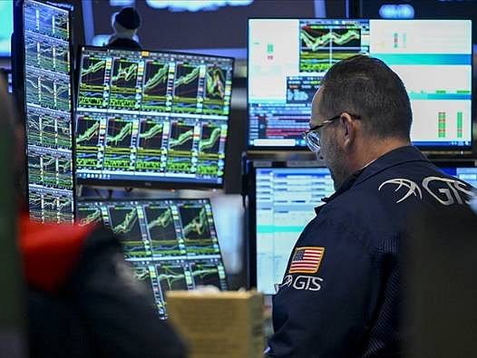 Küresel piyasalarda karışık seyir: Yurt içinde gözler TCMB'nin faiz kararına çevrildi