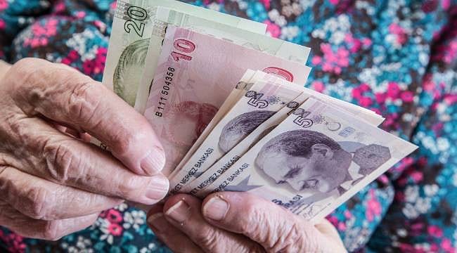 SGK açıkladı: En düşük emekli aylığı farkı ödemelerinde tarih belli oldu