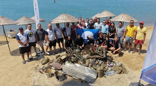 Deniz dibinden çıkanlar şaşırttı: Drone ve ütü dahil 370 kilogram atık çıkarıldı