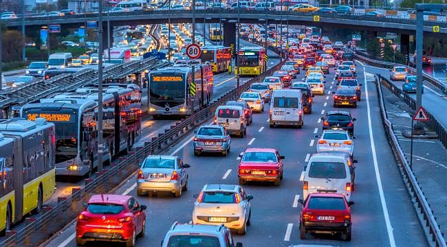 İstanbul'da yarın hangi yollar kapalı? 4 Ekim'de bu güzergahlara dikkat!
